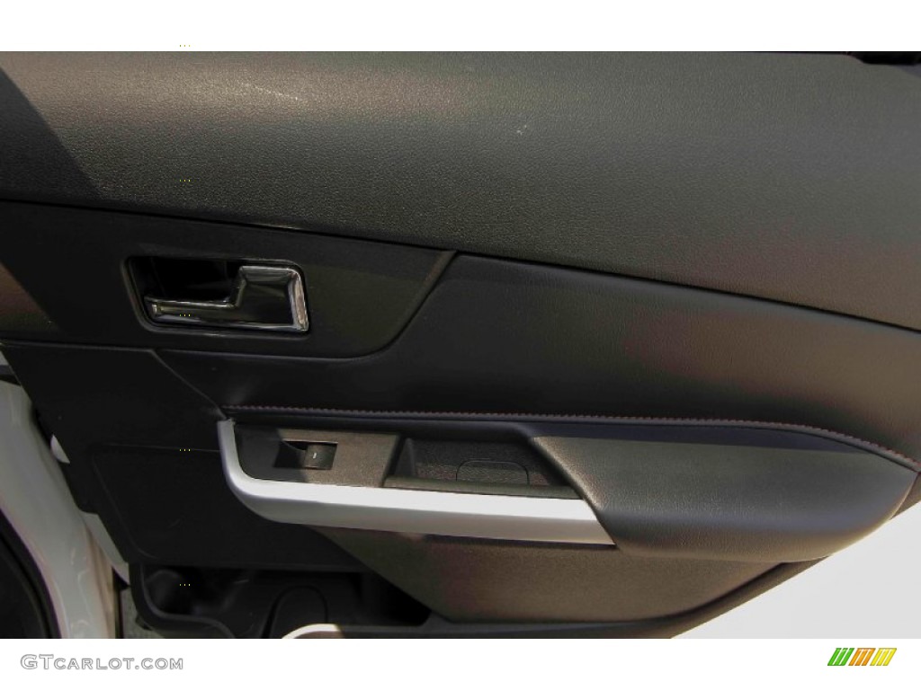 2012 Edge Limited AWD - White Platinum Metallic Tri-Coat / Charcoal Black photo #24