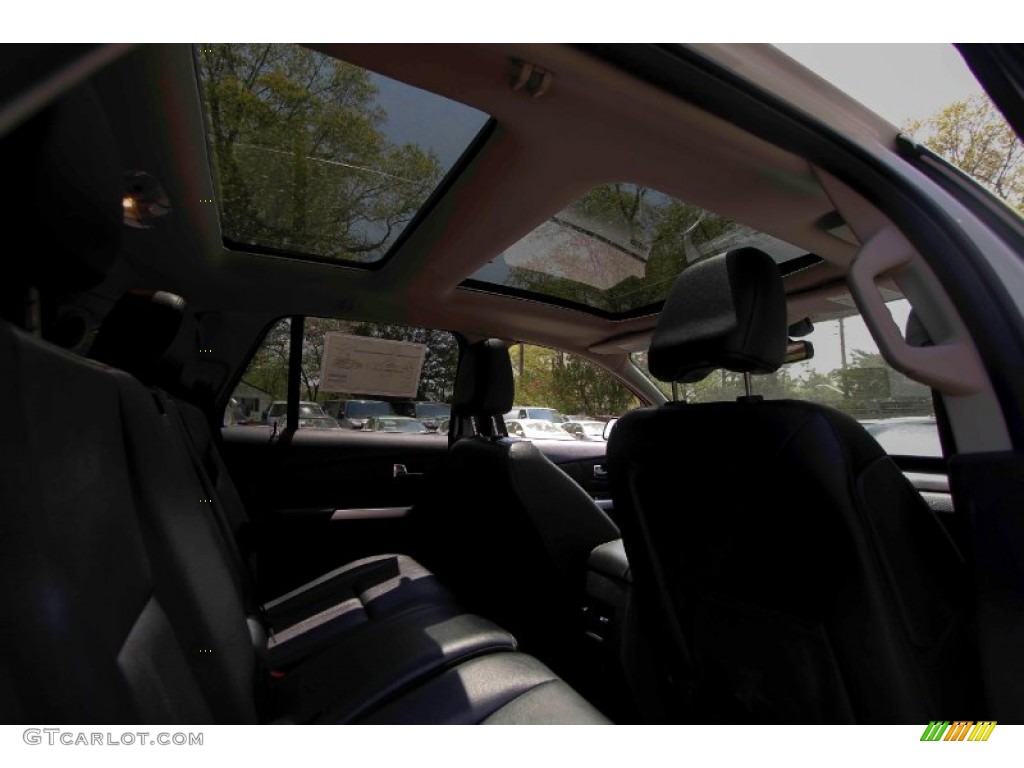 2012 Edge Limited AWD - White Platinum Metallic Tri-Coat / Charcoal Black photo #26