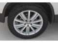 Reflex Silver Metallic - Tiguan SE Photo No. 11