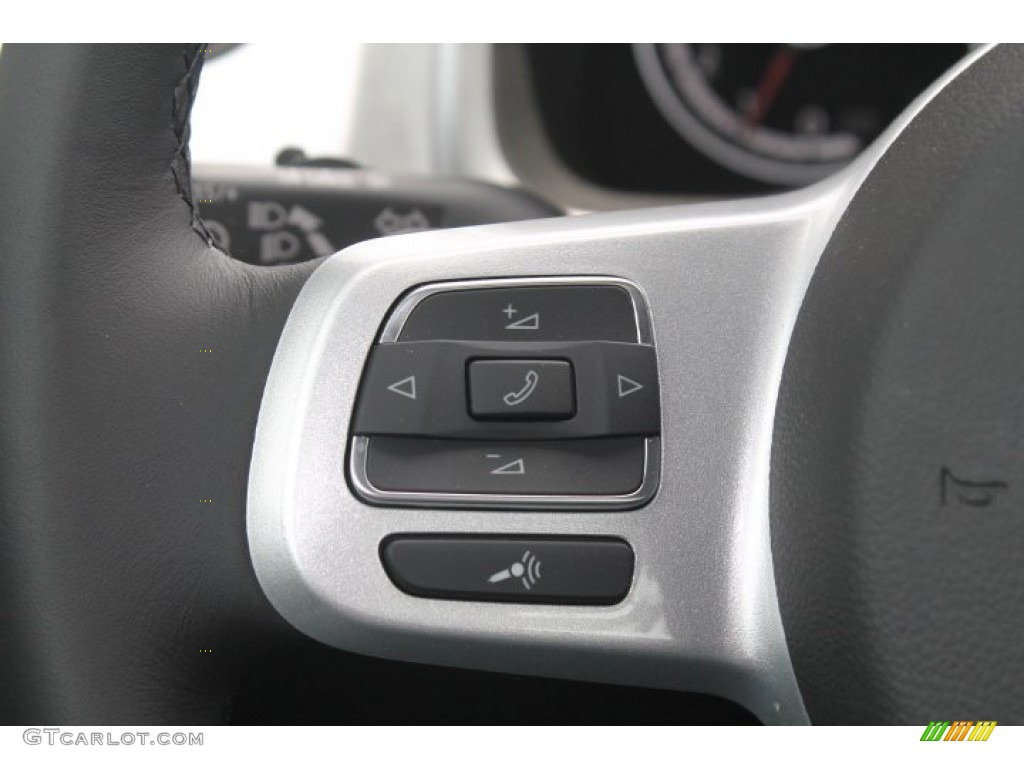 2014 Volkswagen Beetle TDI Convertible Controls Photo #93438557