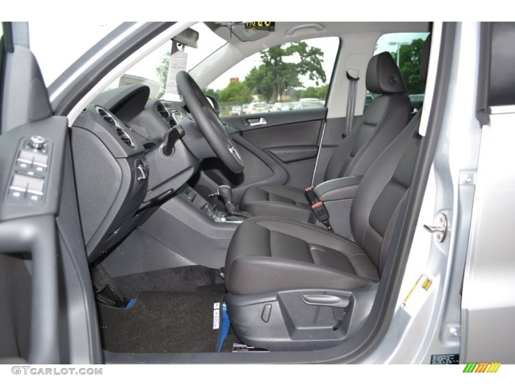Black Interior 2014 Volkswagen Tiguan SEL 4Motion Photo #93438734