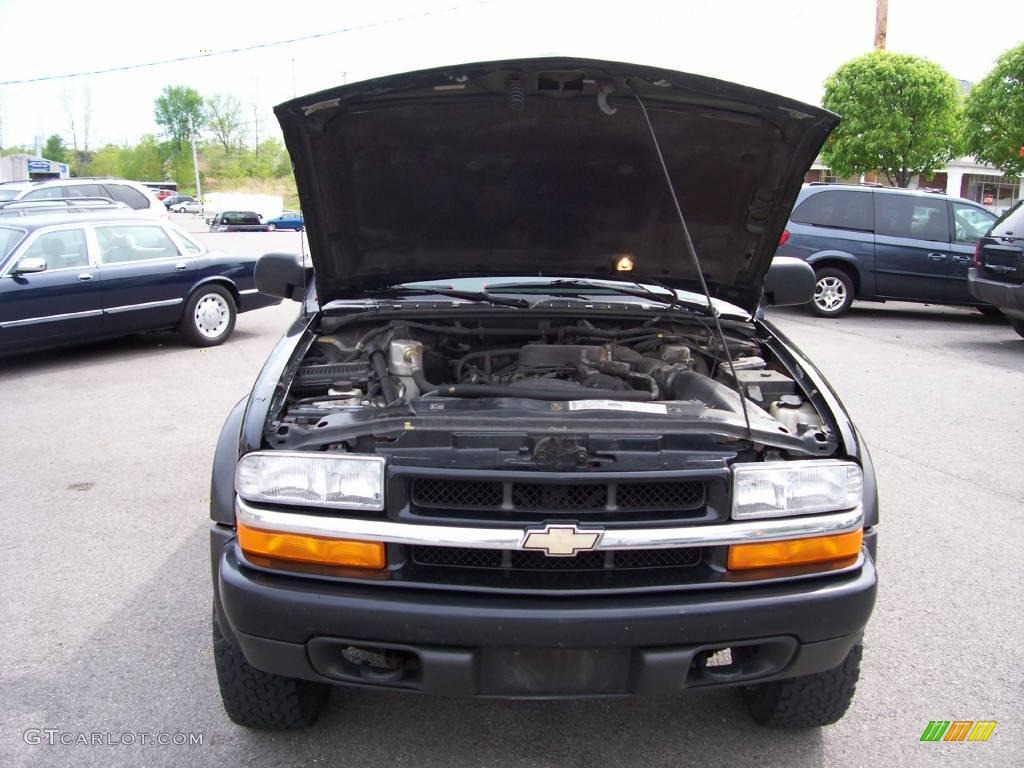 2000 Blazer LS 4x4 - Onyx Black / Graphite Gray photo #16