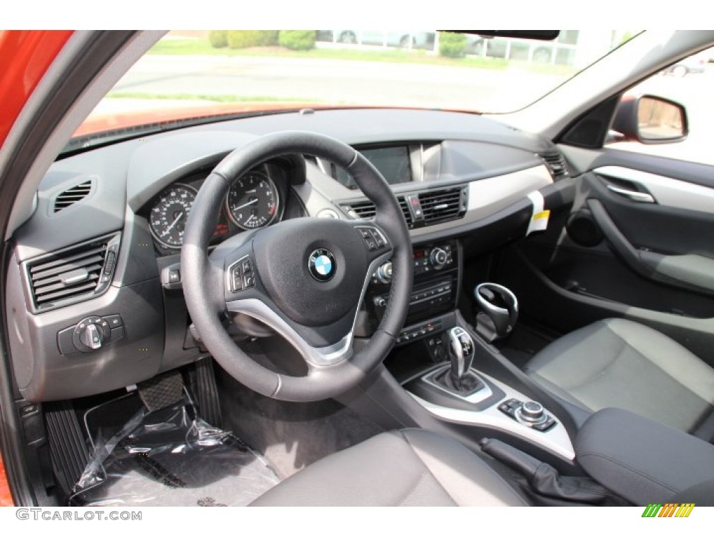Black Interior 2014 BMW X1 xDrive28i Photo #93446179