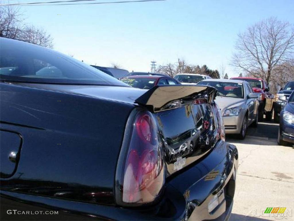 2004 Monte Carlo Intimidator SS - Black / Ebony Black photo #24