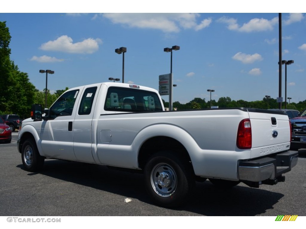 2015 F250 Super Duty XL Super Cab - Oxford White / Steel photo #18