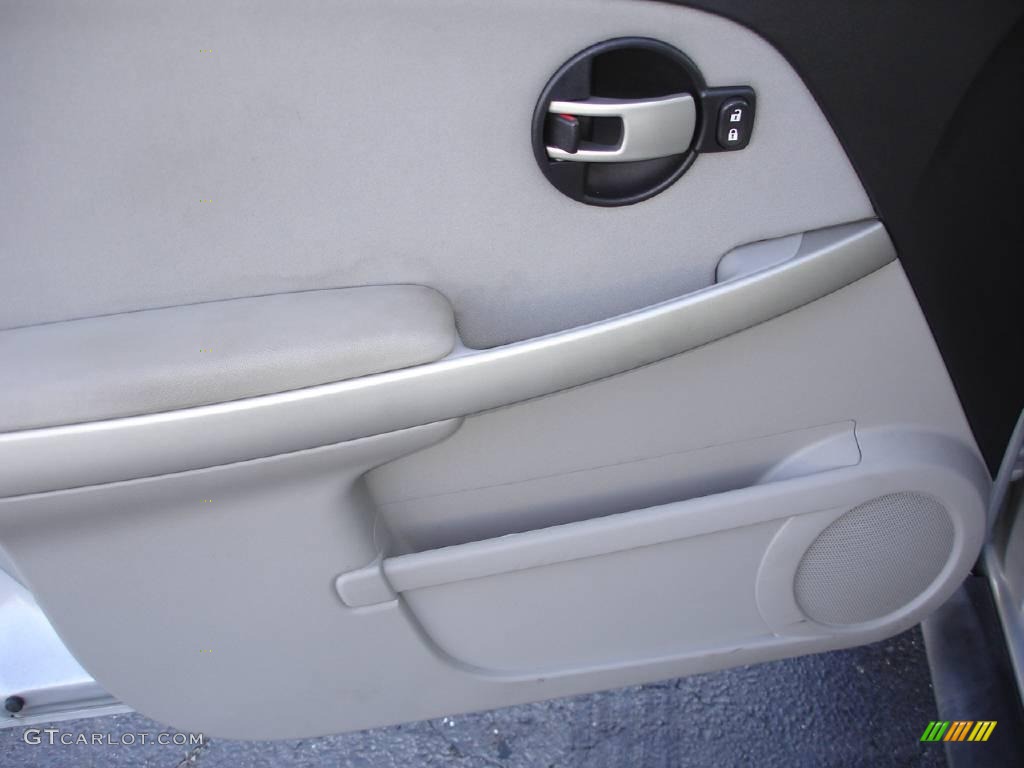 2005 Equinox LS AWD - Galaxy Silver Metallic / Light Gray photo #7