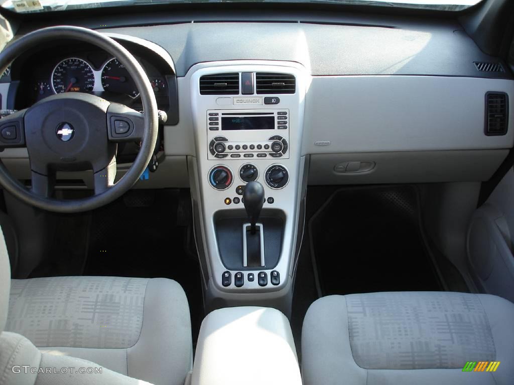 2005 Equinox LS AWD - Galaxy Silver Metallic / Light Gray photo #12