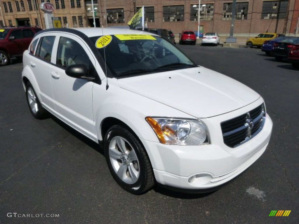 2011 Caliber Mainstreet - Bright White / Dark Slate/Medium Graystone photo #2