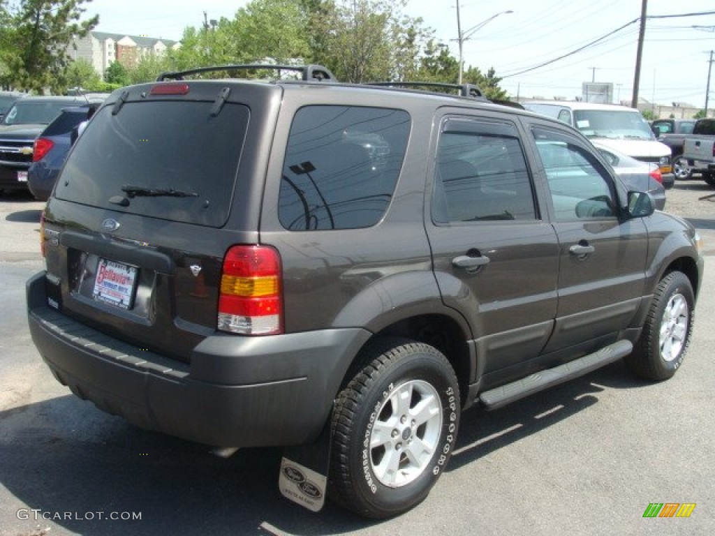 2007 Escape XLT V6 4WD - Dark Stone Metallic / Medium/Dark Flint photo #4