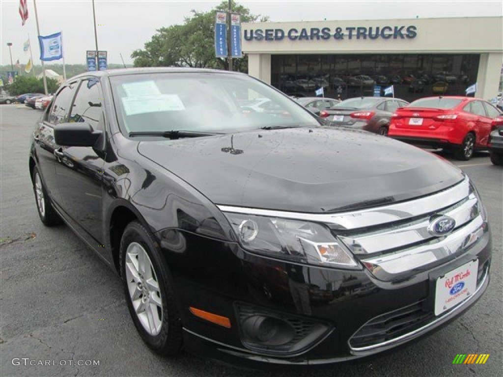 Tuxedo Black Metallic Ford Fusion