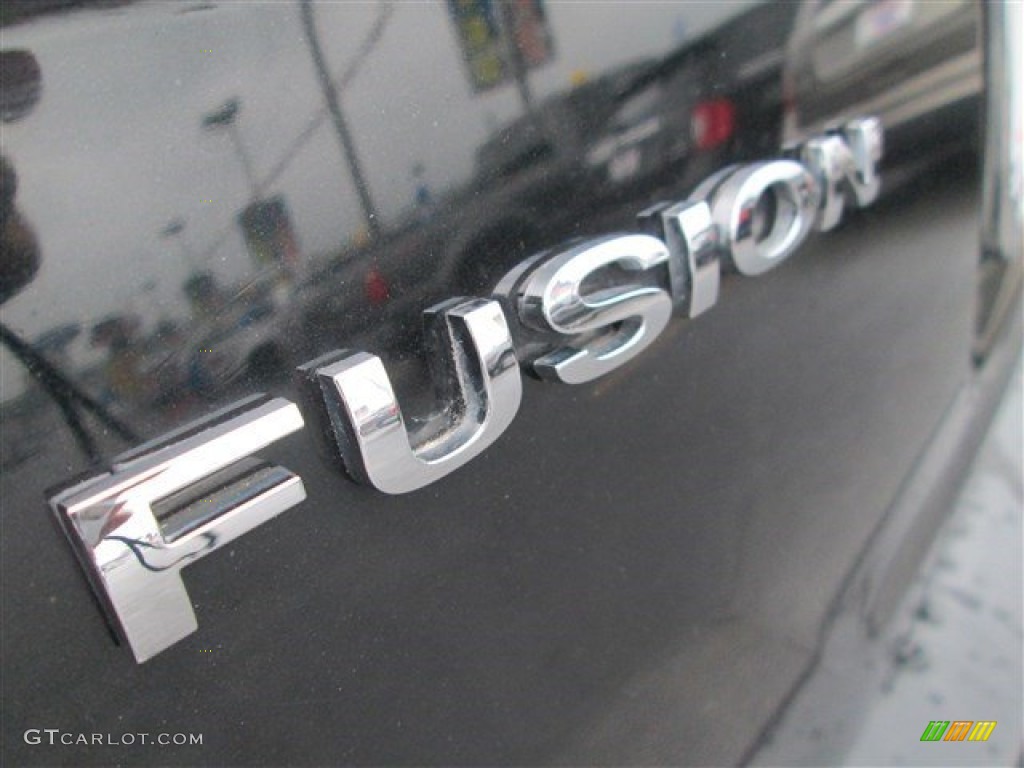 2011 Fusion S - Tuxedo Black Metallic / Medium Light Stone photo #6