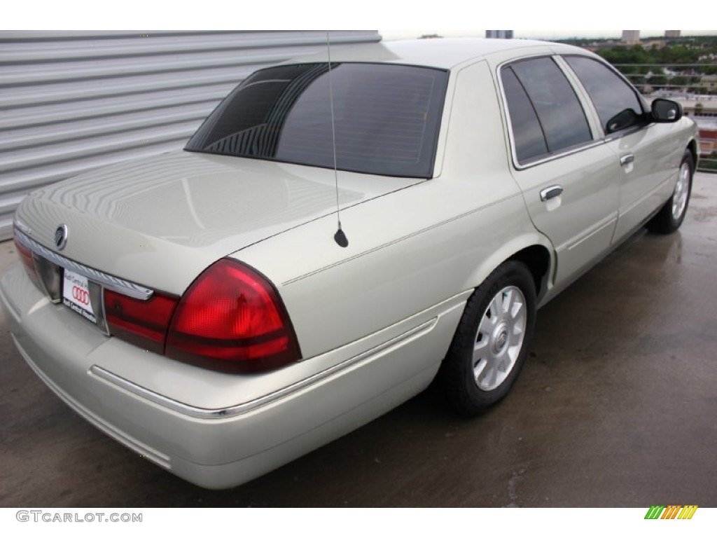 2005 Grand Marquis LS - Gold Ash Metallic / Medium Parchment photo #9