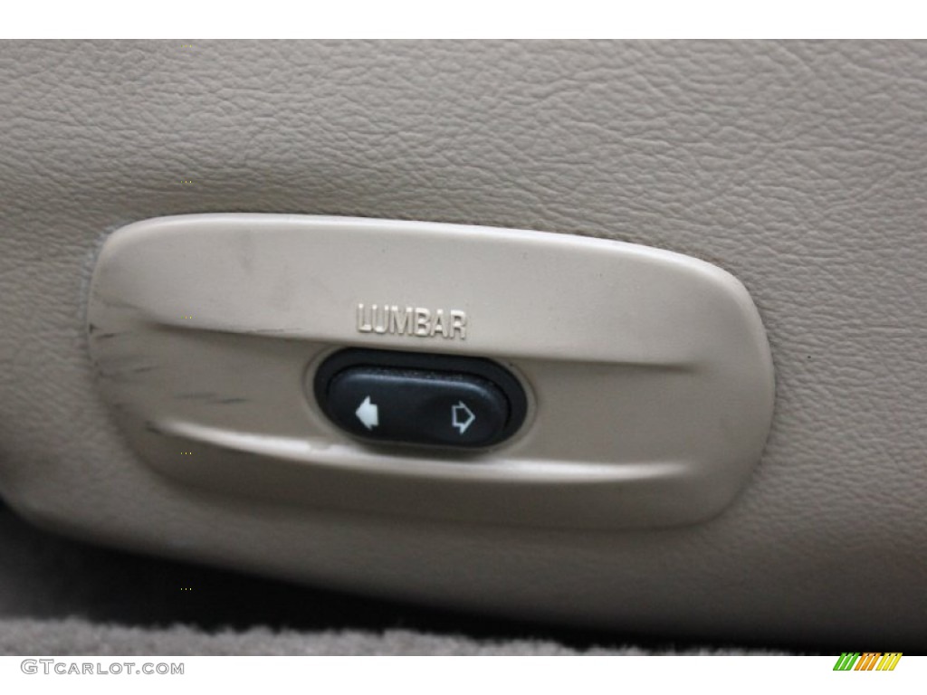 2005 Grand Marquis LS - Gold Ash Metallic / Medium Parchment photo #15