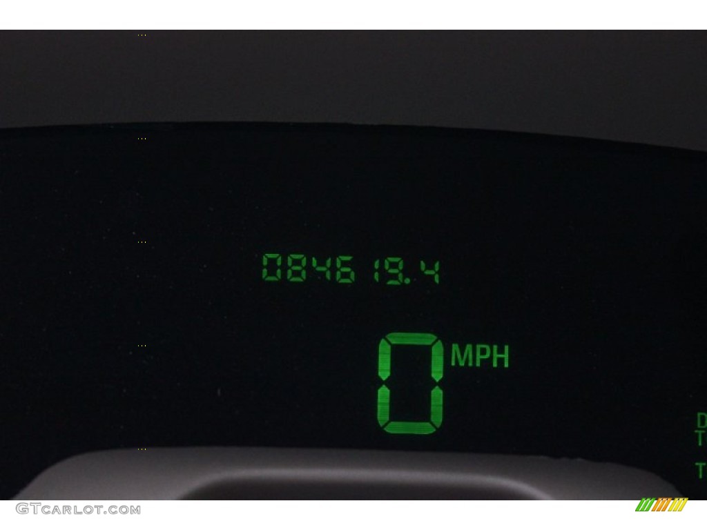 2005 Grand Marquis LS - Gold Ash Metallic / Medium Parchment photo #42