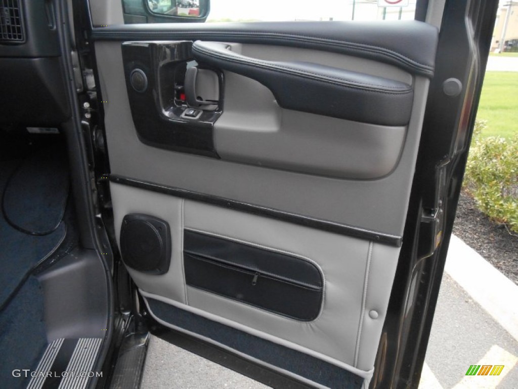 2014 Chevrolet Express 1500 AWD Passenger Conversion Medium Pewter Door Panel Photo #93476176