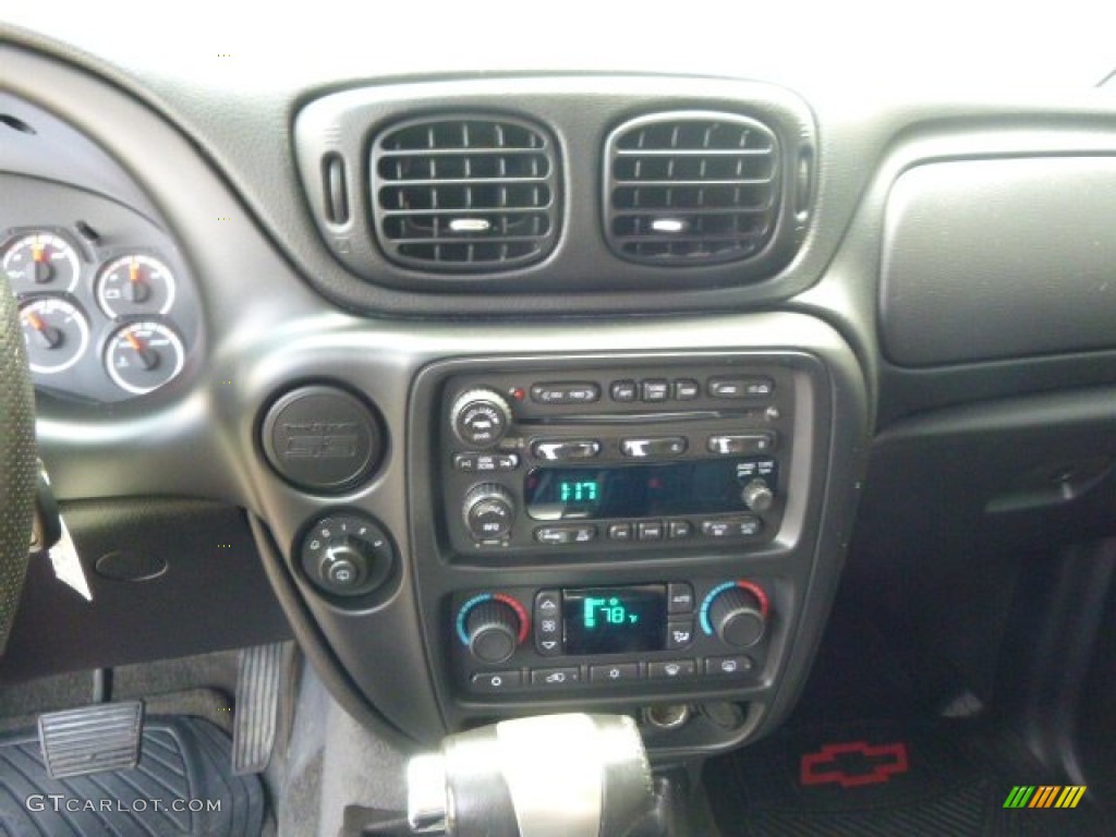 2006 TrailBlazer SS AWD - Superior Blue Metallic / Ebony photo #15
