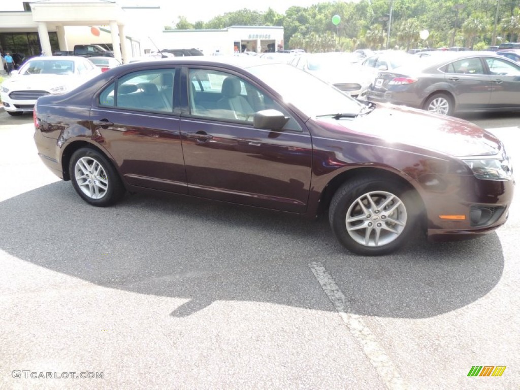 2012 Fusion S - Bordeaux Reserve Metallic / Medium Light Stone photo #12