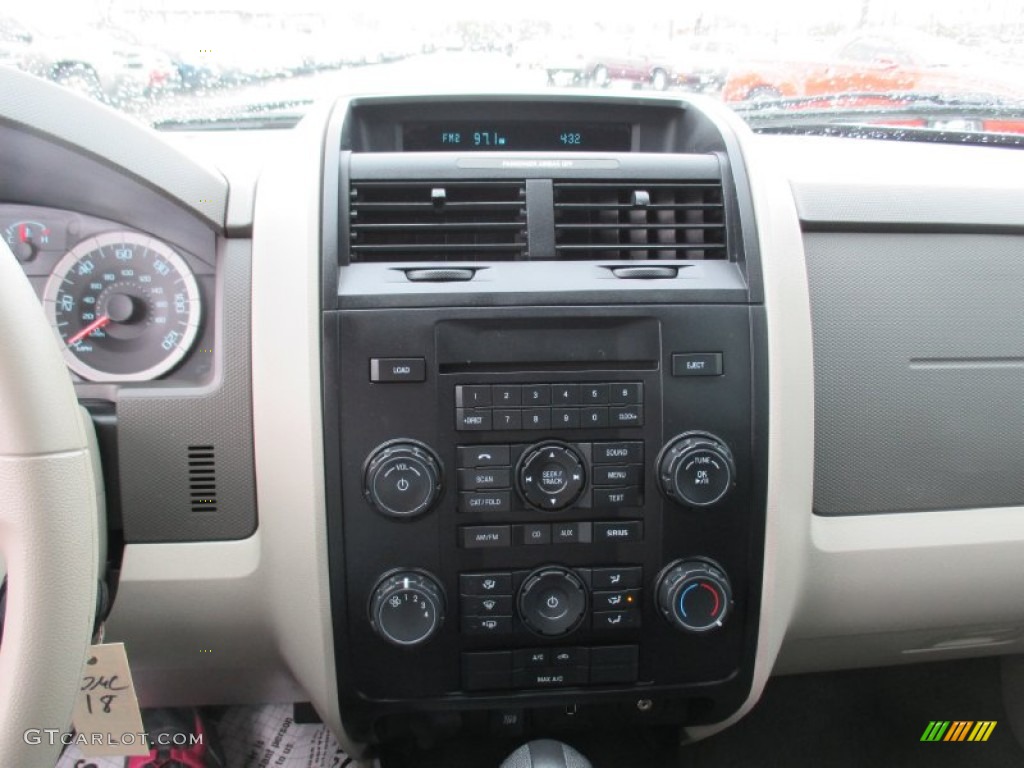 2012 Ford Escape XLS 4WD Controls Photos