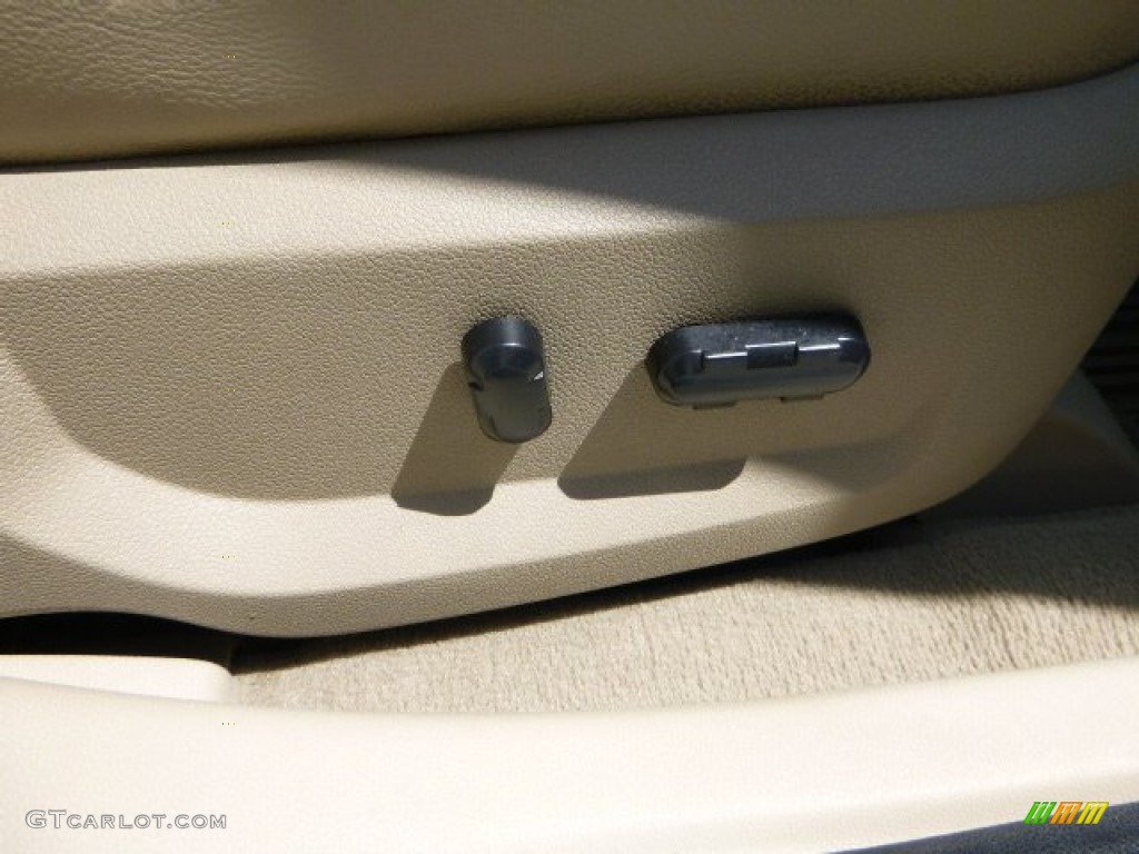 2005 Five Hundred Limited AWD - Pueblo Gold Metallic / Pebble Beige photo #12