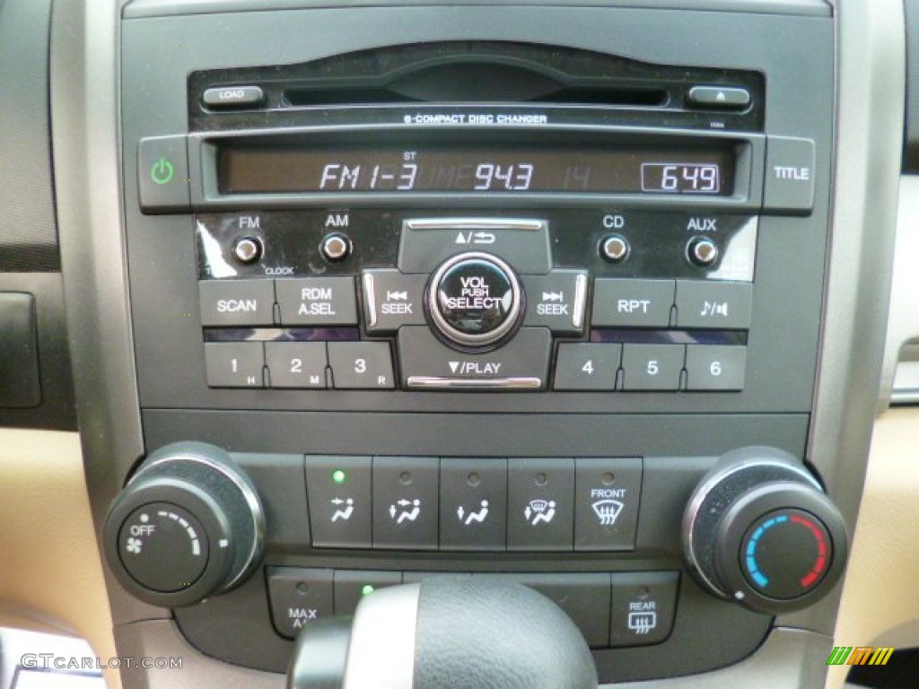 2011 CR-V SE 4WD - Opal Sage Metallic / Ivory photo #19