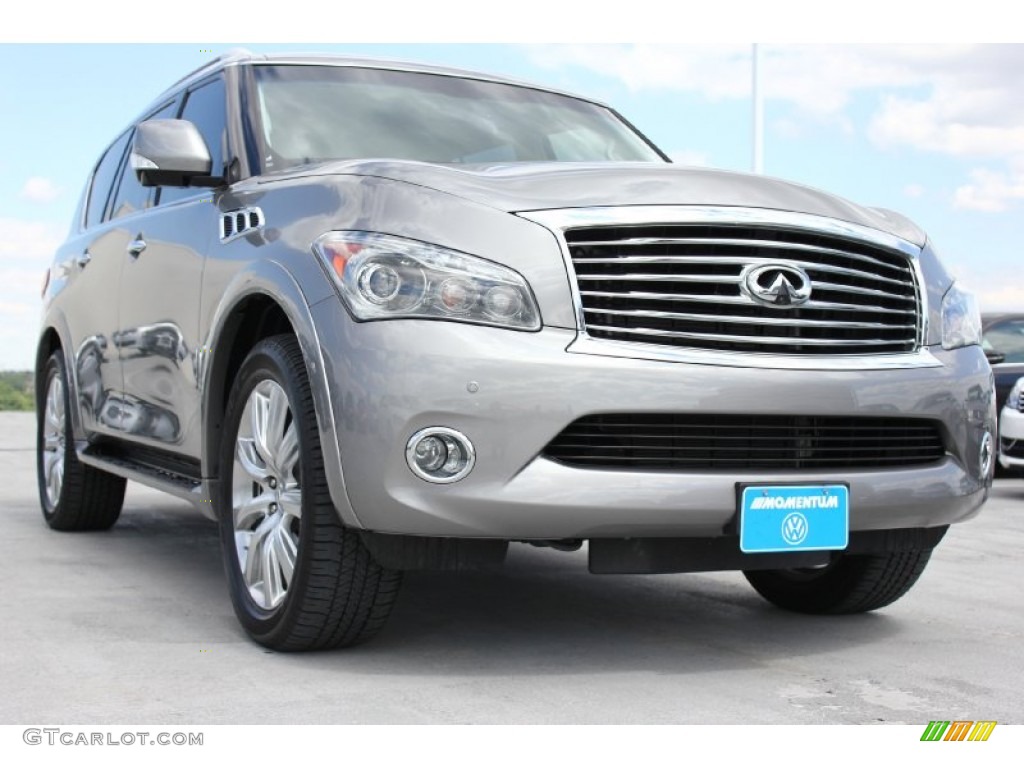 Platinum Graphite Infiniti QX