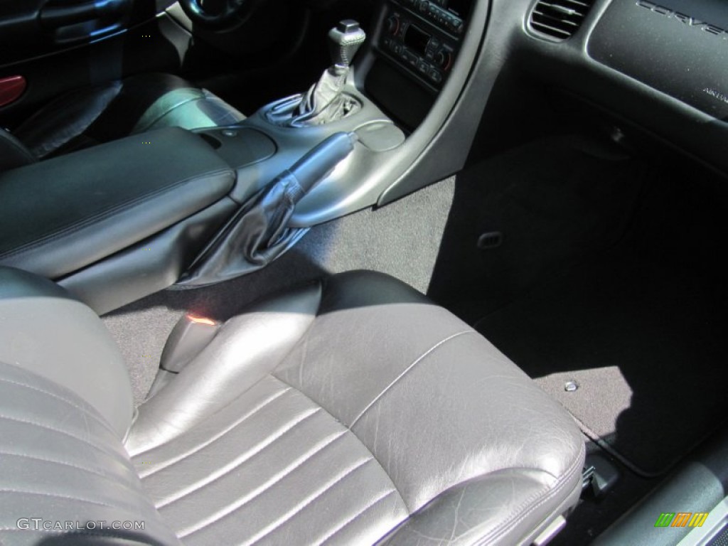 2000 Corvette Coupe - Light Pewter Metallic / Light Gray photo #12