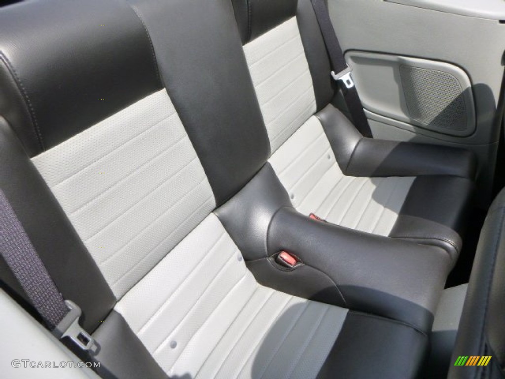 2007 Ford Mustang GT/CS California Special Convertible Rear Seat Photos