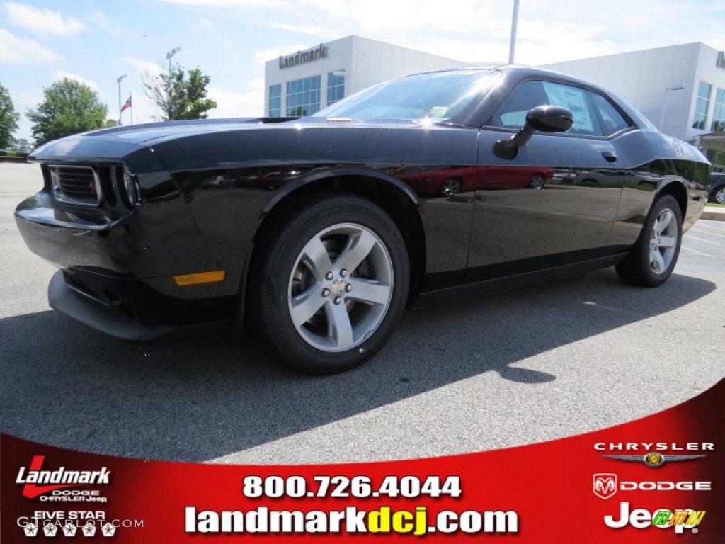 2014 Challenger R/T - Black / Dark Slate Gray photo #1