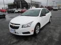 Summit White - Cruze LS Photo No. 2
