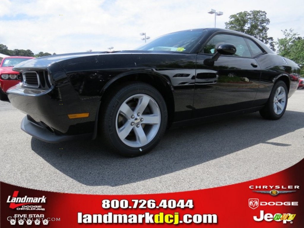 2014 Challenger SXT Plus - Black / Dark Slate Gray/Radar Red photo #1