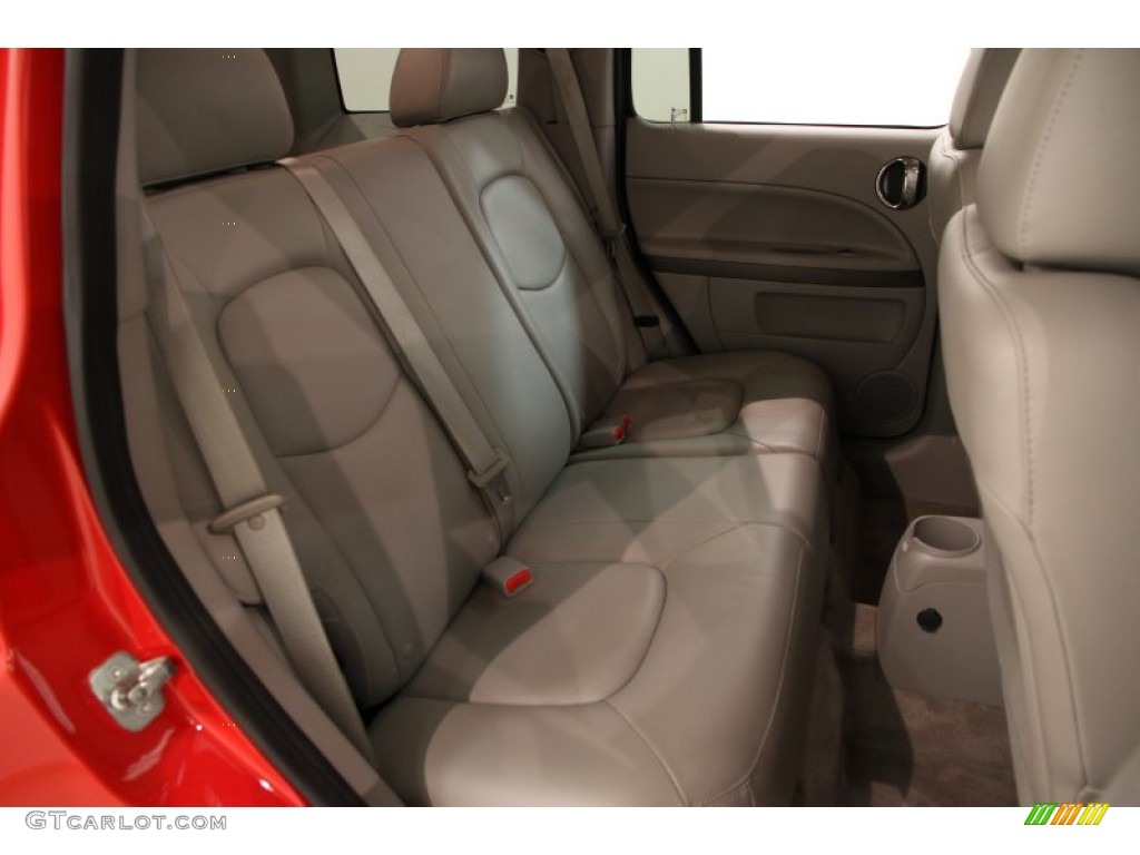2011 Chevrolet HHR LT Rear Seat Photos