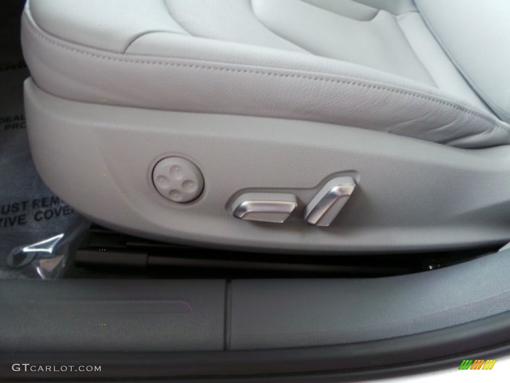 2014 A4 2.0T Sedan - Ice Silver Metallic / Titanium Grey photo #16