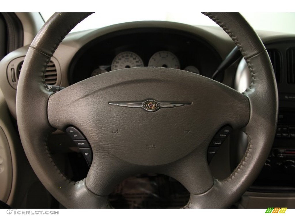 2007 Chrysler Town & Country Touring Dark Khaki/Light Graystone Steering Wheel Photo #93498452