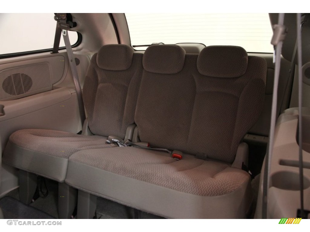 2007 Chrysler Town & Country Touring Rear Seat Photo #93498590