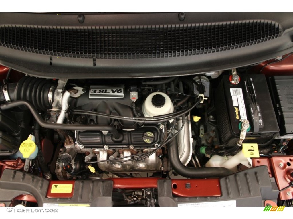 2007 Chrysler Town & Country Touring 3.8L OHV 12V V6 Engine Photo #93498632
