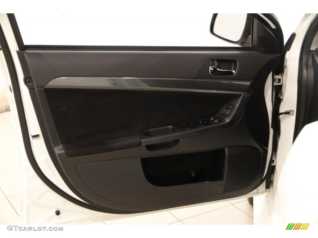 2010 Lancer Sportback GTS - Wicked White Metallic / Black photo #4