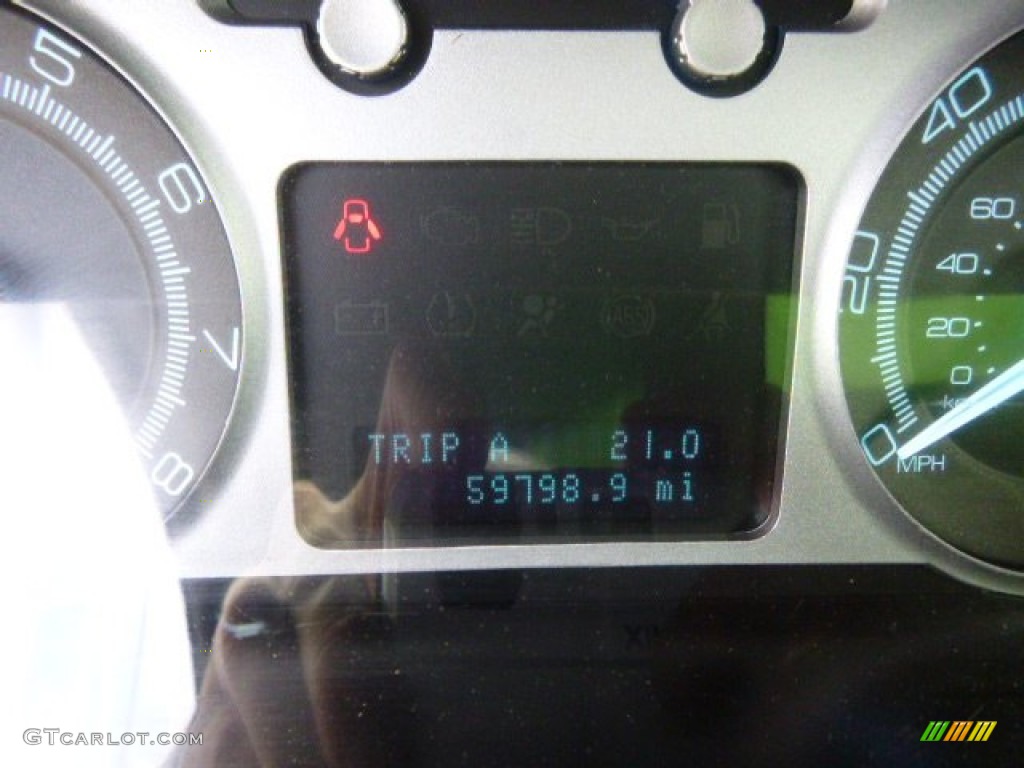 2010 Mariner V6 Premier 4WD - Kiwi Green Metallic / Black photo #19