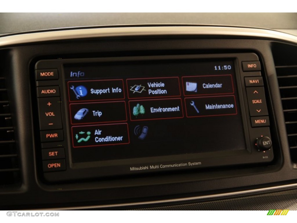 2010 Lancer Sportback GTS - Wicked White Metallic / Black photo #11
