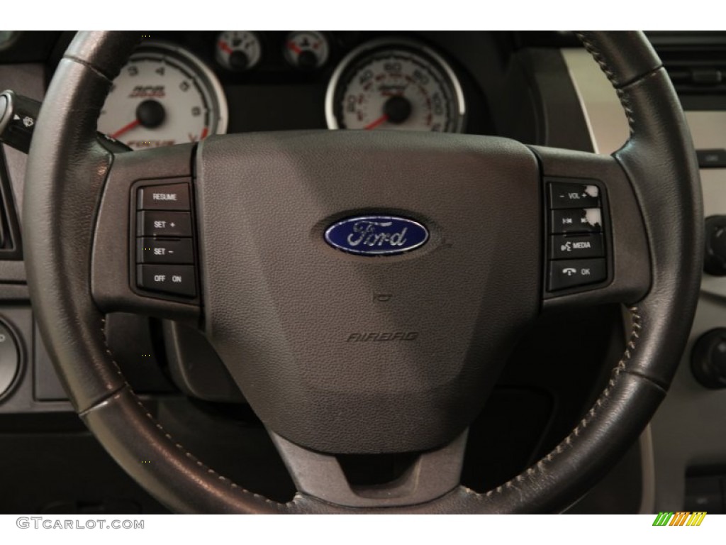 2010 Focus SE Sedan - Natural Neutral Metallic / Charcoal Black photo #6