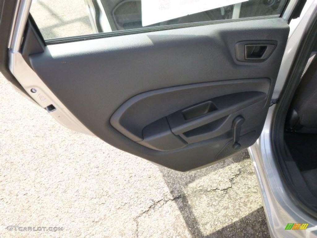 2014 Fiesta S Sedan - Ingot Silver / Charcoal Black photo #13