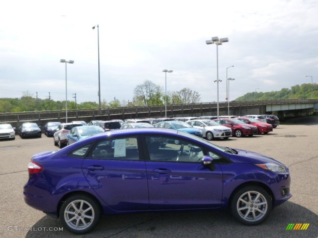 2014 Fiesta SE Sedan - Performance Blue / Charcoal Black photo #1
