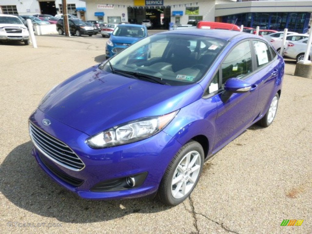 2014 Fiesta SE Sedan - Performance Blue / Charcoal Black photo #4