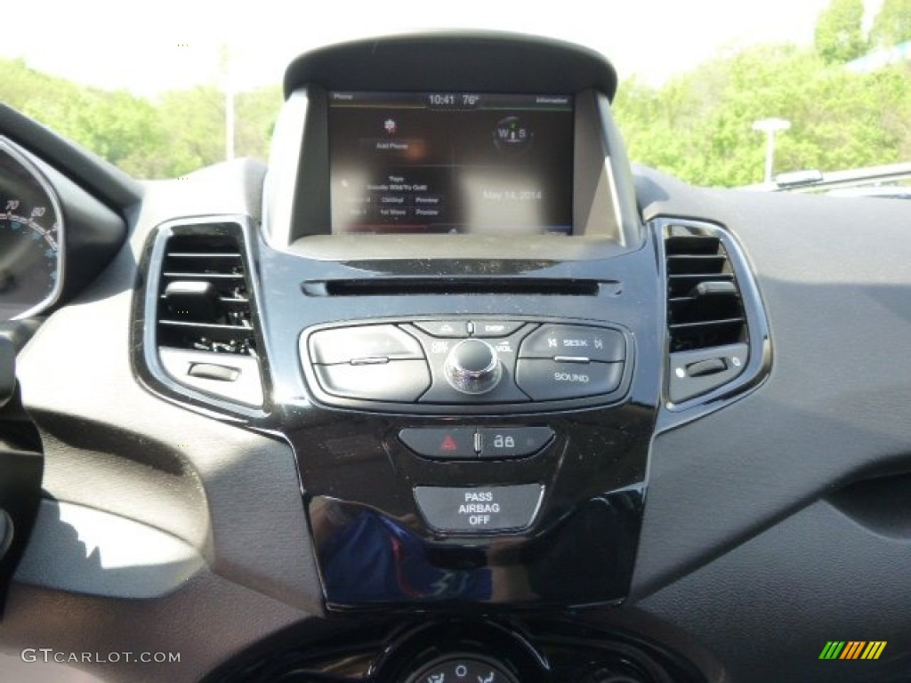2014 Fiesta SE Sedan - Performance Blue / Charcoal Black photo #16