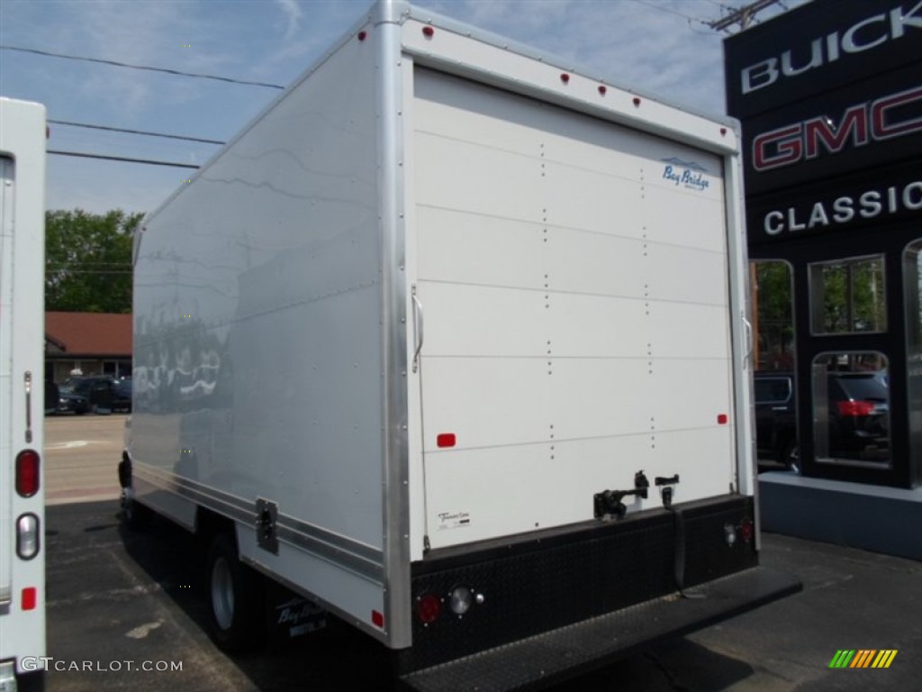 2014 Savana Cutaway 3500 Commercial Moving Truck - Summit White / Medium Pewter photo #7
