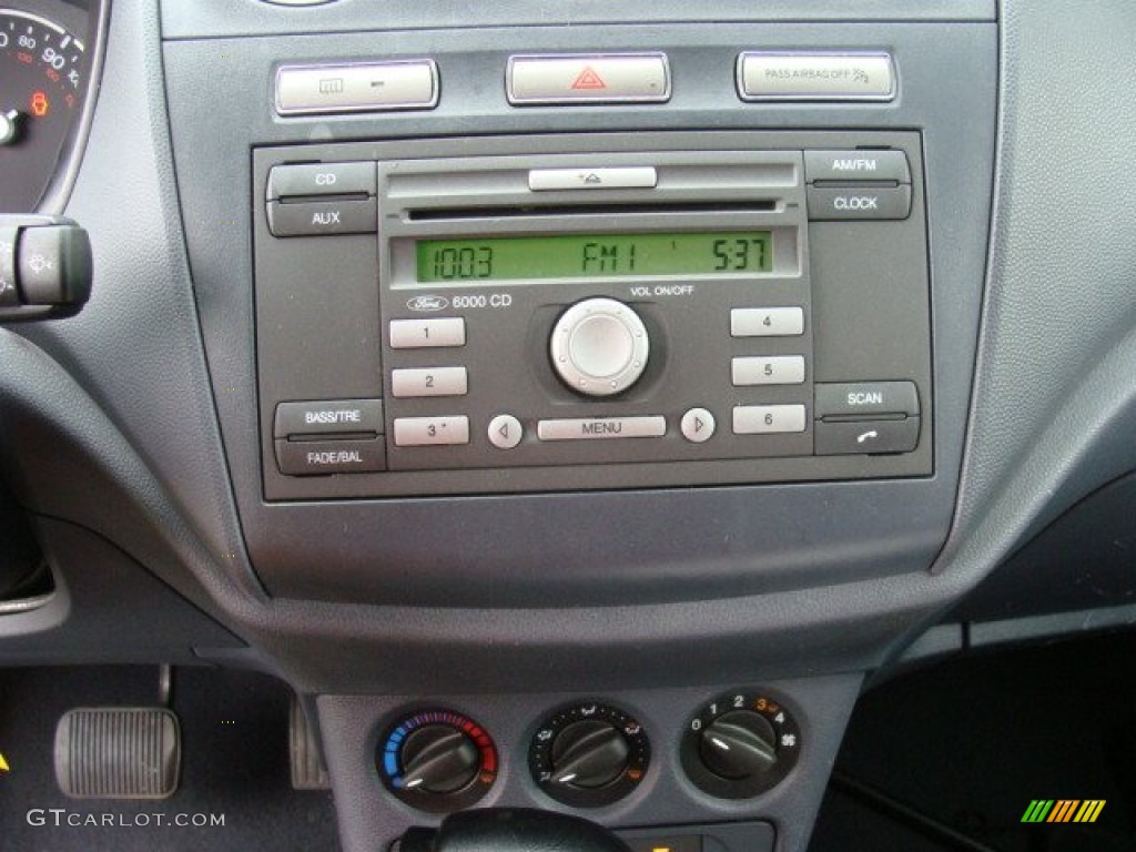 2011 Ford Transit Connect XLT Cargo Van Audio System Photos