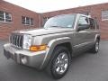 Light Khaki Metallic 2006 Jeep Commander Limited 4x4