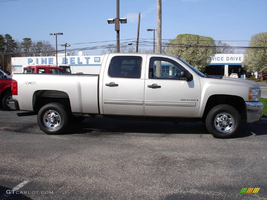 2009 Silverado 2500HD LT Crew Cab 4x4 - Silver Birch Metallic / Dark Titanium photo #3