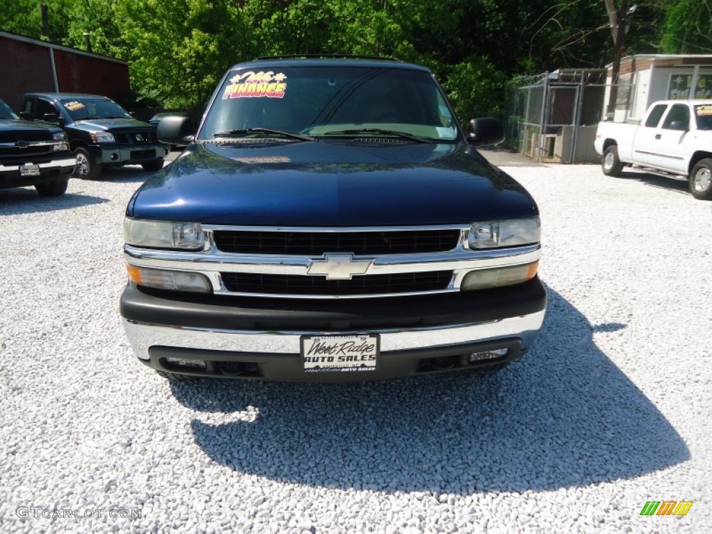 2003 Suburban 1500 Z71 4x4 - Indigo Blue Metallic / Tan/Neutral photo #3