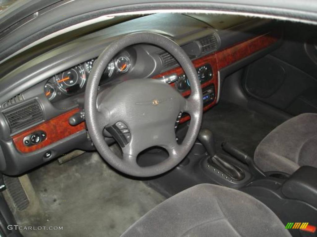 2002 Sebring LX Sedan - Brilliant Silver Metallic / Dark Slate Gray photo #15