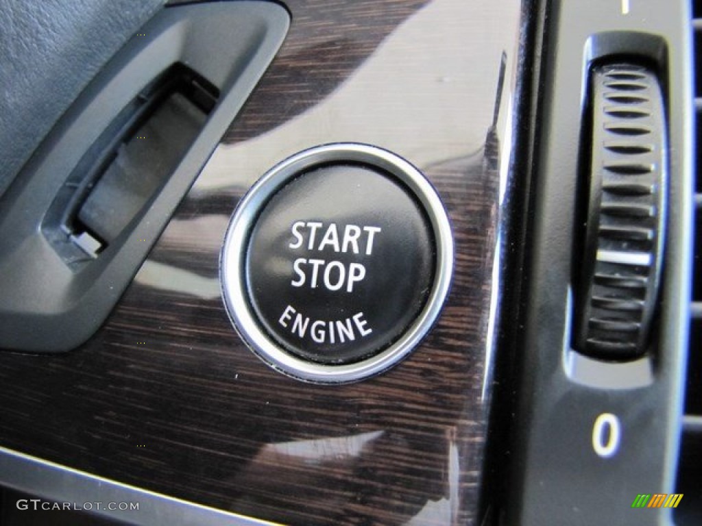 2010 BMW X5 xDrive30i Controls Photo #93518387